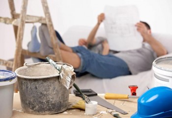 Как начать ремонт в квартире, в которой живешь? Инструкция и советы